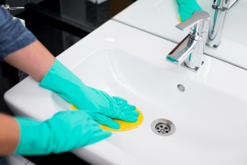 Final property cleaning for a furnished flat in SW3
